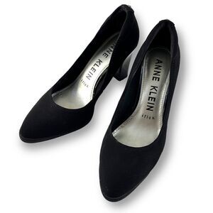 Anne Klein Flex black faux suede heels size 8